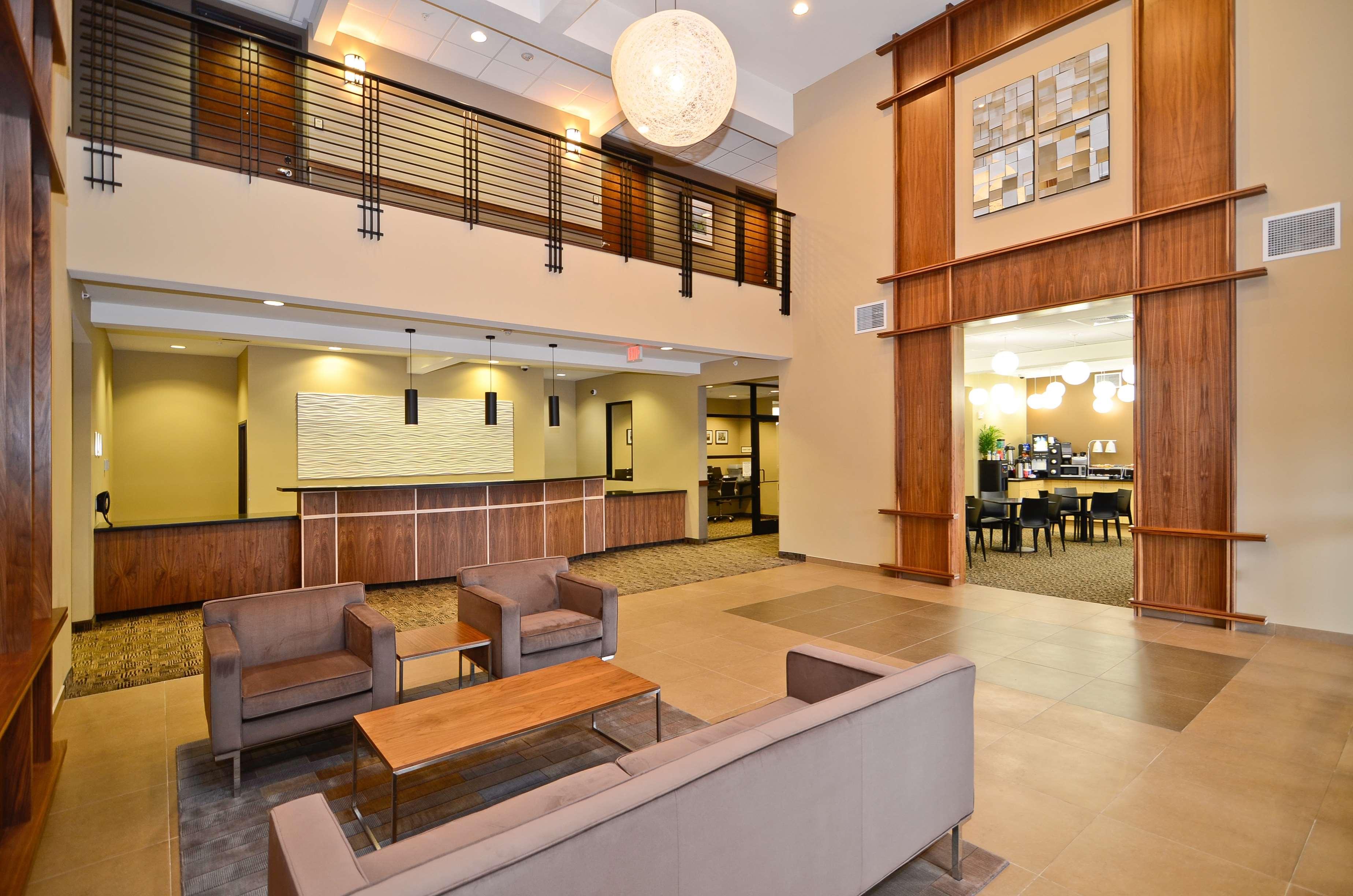 Best Western Plus Lacey Inn & Suites Екстериор снимка