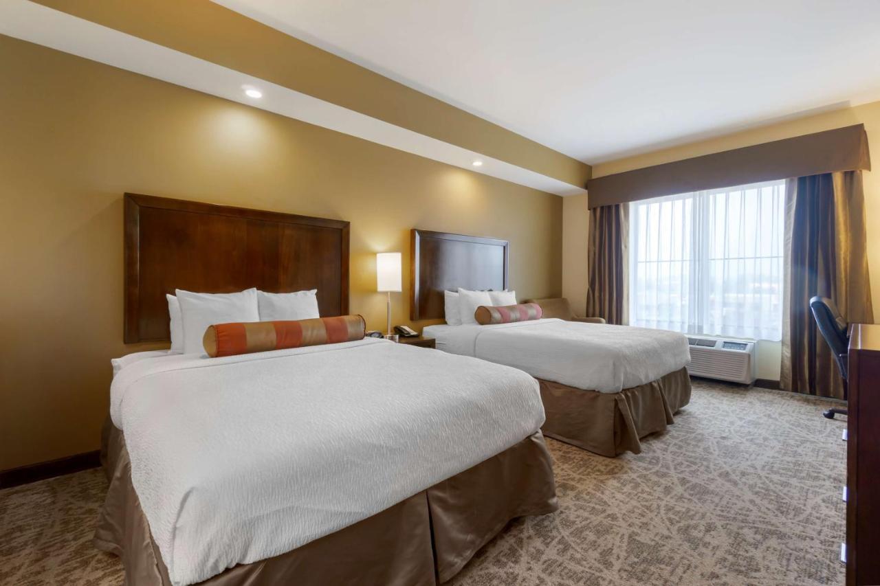 Best Western Plus Lacey Inn & Suites Екстериор снимка